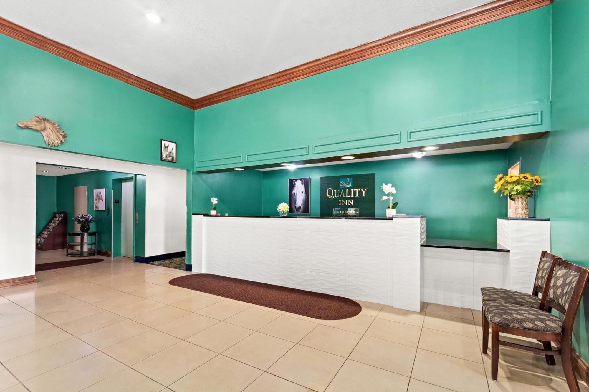 Quality Inn Dry Ridge Buitenkant foto