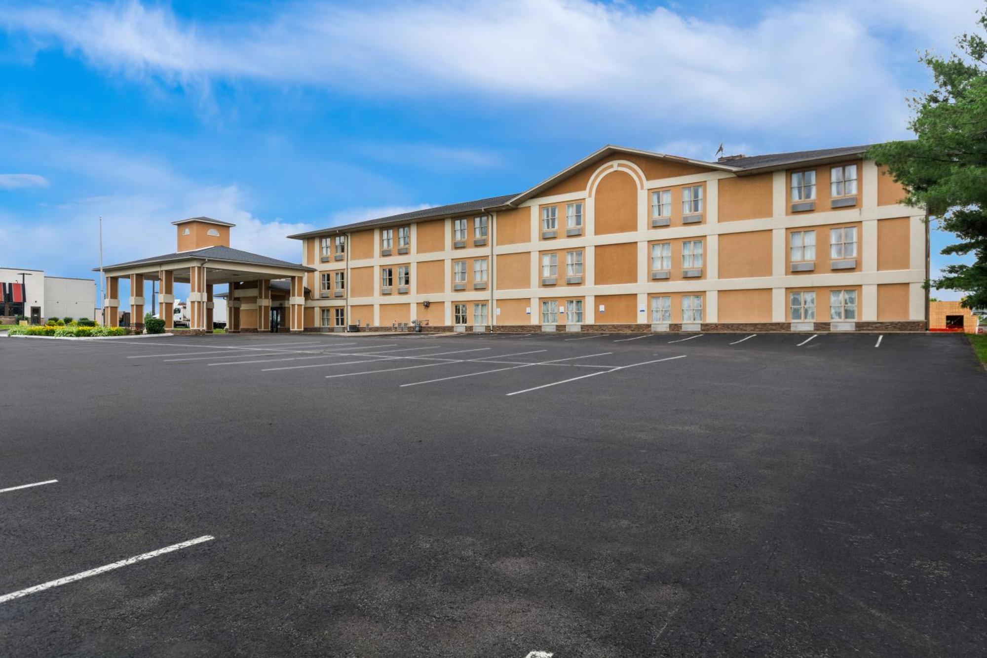 Quality Inn Dry Ridge Buitenkant foto